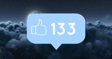 Konuşma baloncuğunun animasyonu. Sayılar değişiyor ve bulutlar üzerinde parmakla gösteriliyor. küresel teknoloji, sosyal medya ve bağlantılar konsepti dijital olarak oluşturulmuş video.