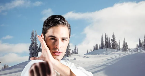 Kış Manzarasına Karşı Beyaz Erkek Evlilik Sanatçısının Dijital Portresinin Resmi — Stok fotoğraf