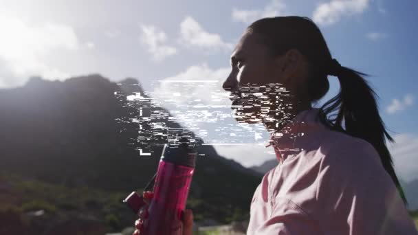 Animación Palabra Empezar Blanco Sobre Mujer Haciendo Ejercicio Campo Agua — Vídeos de Stock