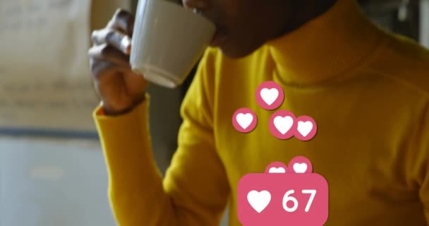 Animación Los Iconos Del Corazón Las Redes Sociales Números Sobre — Vídeos de Stock