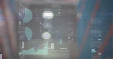 Finansal veri işleme animasyonu odak ışıklarının dışında. küresel iş, veri işleme, dijital arayüz, teknoloji ve gönderme konsepti dijital olarak oluşturuldu.