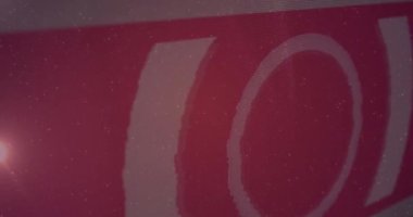 Kapsam taramasında sosyal medya simgelerinin canlandırılması. küresel sosyal medya, iletişim, dijital arayüz, teknoloji ve ağ konsepti dijital olarak oluşturulmuş video.