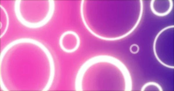 ピンクや紫の背景に輝く様々なサイズの白いネオンリングを脈動させます エネルギー 色と動きの概念 デジタルで生成された画像 — ストック写真