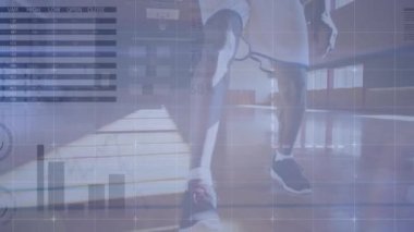 Basketbolcu üzerinden istatistik ve veri işleme animasyonu. global spor, dijital arayüz, teknoloji ve ağ konsepti dijital olarak oluşturulmuş video.