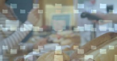 Ödeme terminalini kullanan insanların ağ güvenliği asma kilidinin canlandırılması. küresel iletişim ve veri güvenliği konsepti dijital olarak oluşturulmuş video.