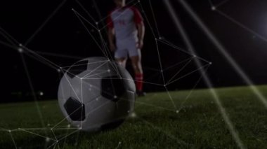 Futbolcu üzerinden bağlantı ağlarının animasyonu. global spor, teknoloji, dijital arayüz ve bağlantılar konsepti dijital olarak oluşturulmuş video.
