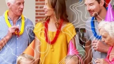 Mutlu çok nesilli aile üzerinde hareket eden beyaz hatların animasyonu doğum günü partisi veriyor. kutlama, doğum günü, parti, çocukluk ve olay konsepti dijital olarak oluşturulmuş video.