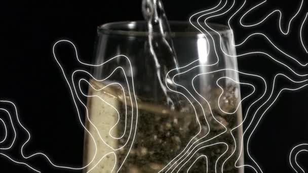 Animation Vita Linjer Mönster Över Glas Champagne Svart Bakgrund Fest — Stockvideo