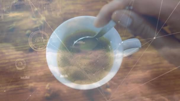 Animation Des Handrührens Einer Tasse Kaffee Über Dem Netzwerk Und — Stockvideo