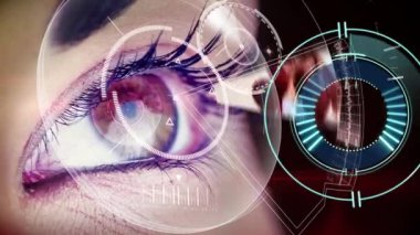 Dijital arayüz ve kadının kadının gözlerinin üzerinde kulaklık kullanmasının animasyonu. küresel bağlantılar, iş dünyası, dijital arayüz, teknoloji ve ağ konsepti dijital olarak oluşturulmuş video.