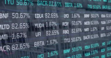 Dükkan içi mali veri işleme animasyonu. küresel alışveriş, iş, dijital arayüz, teknoloji ve ağ konsepti dijital olarak oluşturulmuş video.