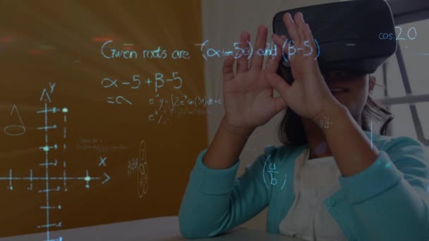 Animace Matematických Vzorců Nad Školačkou Pomocí Headsetu Globální Line Vzdělávání — Stock video