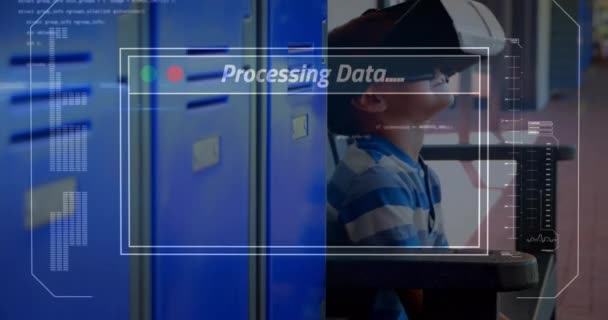 Animation Der Datenverarbeitung Auf Dem Bildschirm Über Dem Jungen Mit — Stockvideo
