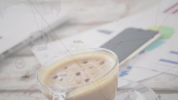 在一杯咖啡之上连接网络的动画 全球连接 数字接口 技术和网络概念 — 图库视频影像