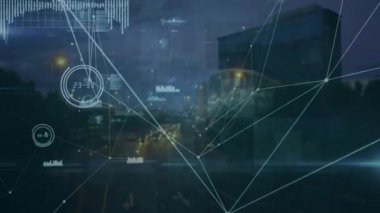 Şehir manzarası üzerindeki istatistiklerle bağlantı ağının animasyonu. küresel bağlantılar, dijital arayüz, teknoloji ve ağ konsepti dijital olarak oluşturulmuş video.