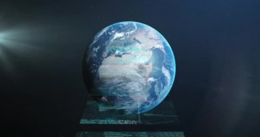 Dünya üzerinde veri işleme animasyonu. Küresel iş, dijital arayüz, teknoloji ve ağ konsepti dijital olarak oluşturulmuş video. Bu görüntünün elementleri NASA tarafından desteklenmektedir