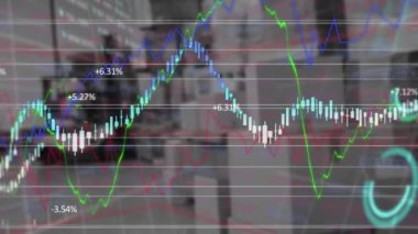 Depodaki istatistik ve finansal veri işleme animasyonları. küresel gönderim, iş, dijital arayüz, teknoloji ve ağ konsepti dijital olarak oluşturulmuş video.