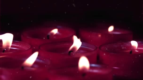 Animazione Particelle Bianche Che Cadono Candele Rosse Accese Celebrazione Tradizione — Video Stock