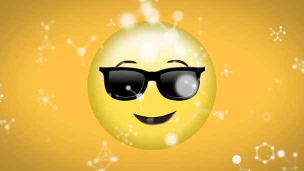 Animação Redes Brancas Caindo Sobre Emoji Óculos Sol Felizes Fundo — Vídeo de Stock