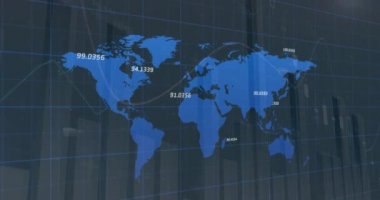 İstatistiklerin ve sayıların animasyonu, dünya haritası üzerinde finansal veri işleme. küresel finansman, iş dünyası, dijital arayüz ve teknoloji konsepti dijital olarak oluşturulmuş video.