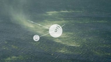 Denizdeki simgelerle olan bağlantı ağlarının animasyonu. küresel bağlantılar, iş dünyası, dijital arayüz, teknoloji ve ağ konsepti dijital olarak oluşturulmuş video.