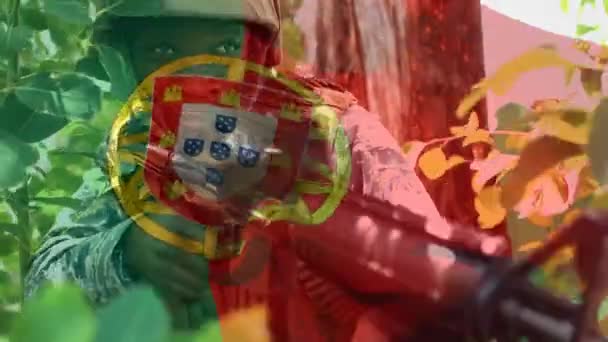 Composición Digital Ondear Bandera Portugal Contra Entrenamiento Soldados Con Arma — Vídeo de stock