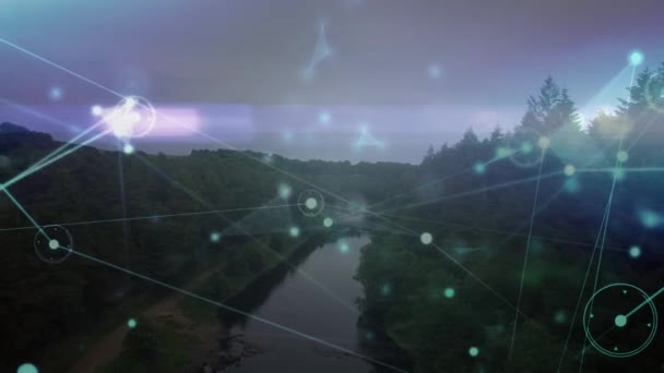 農村部の川の風景の上に接続の移動ネットワークのアニメーション 世界的な通信とデータネットワークの概念 デジタルで生成されたビデオ — ストック動画