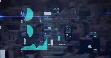 Şehir manzarası üzerinde istatistik ve veri işleme animasyonu. küresel veri işleme, dijital arayüz ve dijital olarak oluşturulmuş video konsepti.