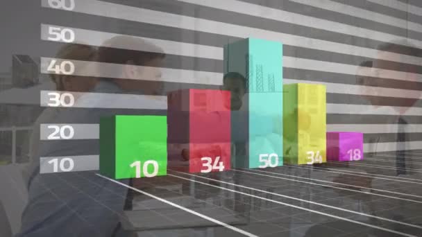 Animatie Van Statistieken Financiële Gegevensverwerking Tijdens Zakelijke Bijeenkomst Mondiaal Bedrijfs — Stockvideo