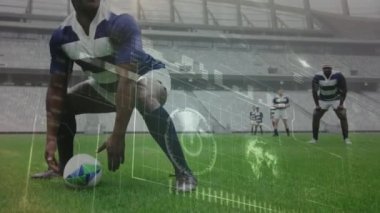 Spor stadyumundaki ragbi maçında veri işleme animasyonu. küresel spor, rekabet ve veri işleme kavramı dijital olarak oluşturulmuş video.