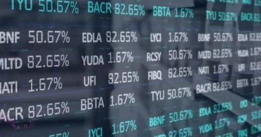 Dükkan içi mali veri işleme animasyonu. küresel alışveriş, dijital arayüz, teknoloji ve ağ konsepti dijital olarak oluşturulmuş video.