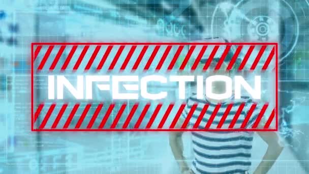 Animation Texte Infection Traitement Des Données Sur Femme Portant Casque — Video