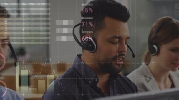Animation Enregistrement Des Statistiques Sur Les Gens Affaires Aide Écouteurs — Video