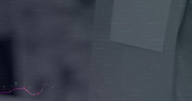 Not defterinden finansal veri işleme animasyonu. küresel alışveriş, bağlantılar, iş dünyası, dijital arayüz, teknoloji ve ağ konsepti dijital olarak oluşturulmuş video.