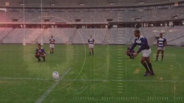 Spor stadyumundaki ragbi maçında veri işleme animasyonu. küresel spor, rekabet ve veri işleme kavramı dijital olarak oluşturulmuş video.