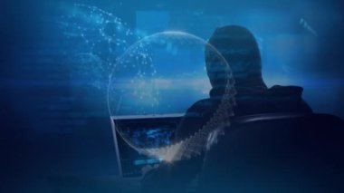 Bilgisayarlı hacker üzerinden dünya ve ağ bağlantılarının animasyonu. küresel internet güvenliği, veri işleme, ağlar, bağlantılar ve dijital arayüz konsepti dijital olarak oluşturulmuş video.