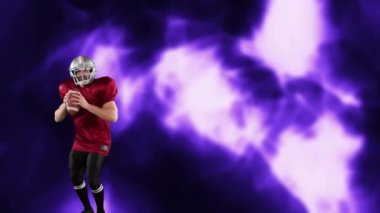 Amerikalı futbolcu topu ışık yollarının üzerinde tutuyor. küresel spor, fitness, bilim ve veri işleme kavramı dijital olarak oluşturulmuş video.