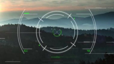 Arazi üzerinde tarama ve veri işleme animasyonları. küresel bağlantılar, veri işleme ve teknoloji konsepti dijital olarak oluşturulmuş video.