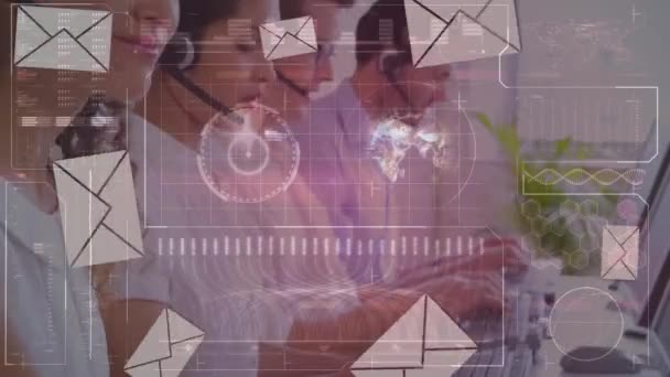 헤드셋을 사용하는 사업가들을 대상으로 디지털 인터페이스 애니메이션 글로벌 비즈니스 데이터 — 비디오