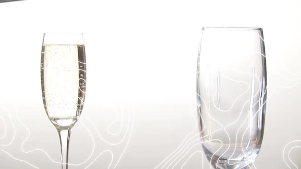 Animazione Forme Bianche Bicchieri Champagne Sfondo Bianco Partito Celebrazione Concetto — Video Stock