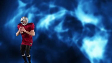 Amerikalı futbolcu topu ışık yollarının üzerinde tutuyor. küresel spor, fitness, bilim ve veri işleme kavramı dijital olarak oluşturulmuş video.