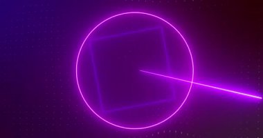 Koyu arkaplanda pembe ve kırmızı lazer ışınları olan dönen kırmızı ve pembe neon şekillerin animasyonu. teknoloji, enerji ve hareket konsepti, dijital olarak üretilen video.