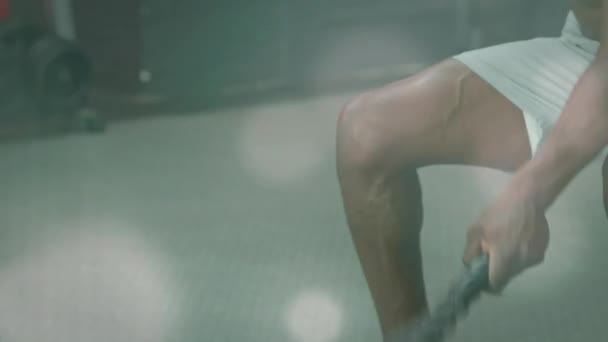 Κινούμενο Φως Λαμπερό Πάνω Ταιριάζει Άνθρωπος Άσκηση Στο Γυμναστήριο Παγκόσμια — Αρχείο Βίντεο