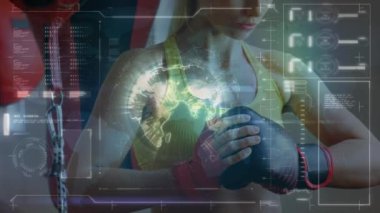 Beden eğitiminde insan boksu üzerine veri işleme animasyonu. spor, fitness ve veri işleme kavramı dijital olarak oluşturulmuş video.