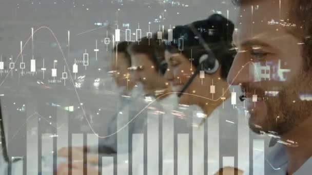 Animación Estadísticas Procesamiento Datos Sobre Empresaria Que Usa Auriculares Telefónicos — Vídeos de Stock