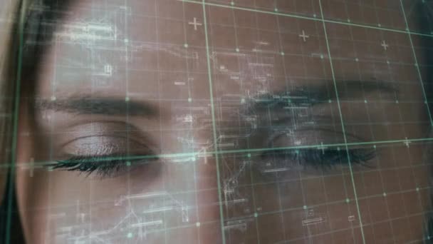 Datenverarbeitung Über Gitternetze Gegen Nahaufnahme Weiblicher Augen Cyber Sicherheit Und — Stockvideo
