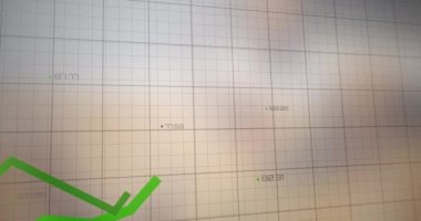 Izgara ve veri işleme üzerinde yeşil çizgilerin animasyonu. küresel finansman, iş ve veri işleme kavramı dijital olarak oluşturulmuş video.