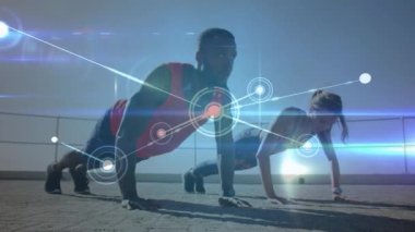 Dışarıda egzersiz yapan kadın ve erkek arasındaki bağlantı ağının animasyonu. global spor, fitness, veri işleme ve dijital arayüz kavramı dijital olarak oluşturulmuş video.