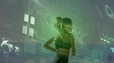 Plajda koşan fit bir kadının veri işleme animasyonu. spor ve yarışma konsepti dijital olarak oluşturulmuş video.