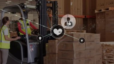 Forklift 'te çalışan kadın ve erkek arasındaki bağlantıların animasyonu. küresel gönderim, bağlantılar ve veri işleme konsepti dijital olarak oluşturulmuş video.